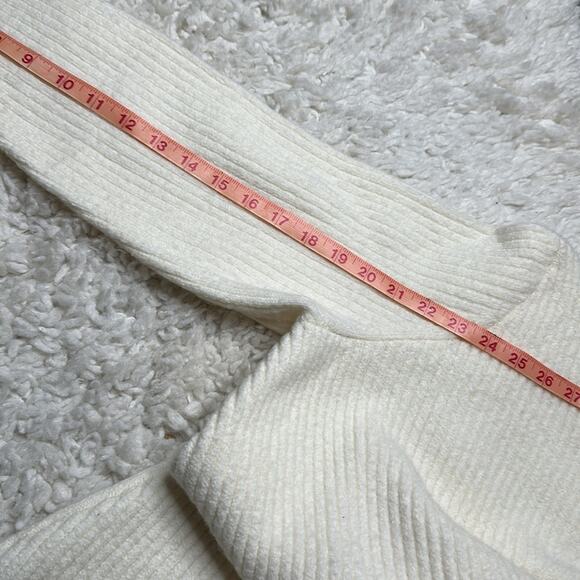 Tommy Hilfiger White Cream Texture Fuzzy Sweater Navy Red Detailing Wool Blend - Picture 11 of 11